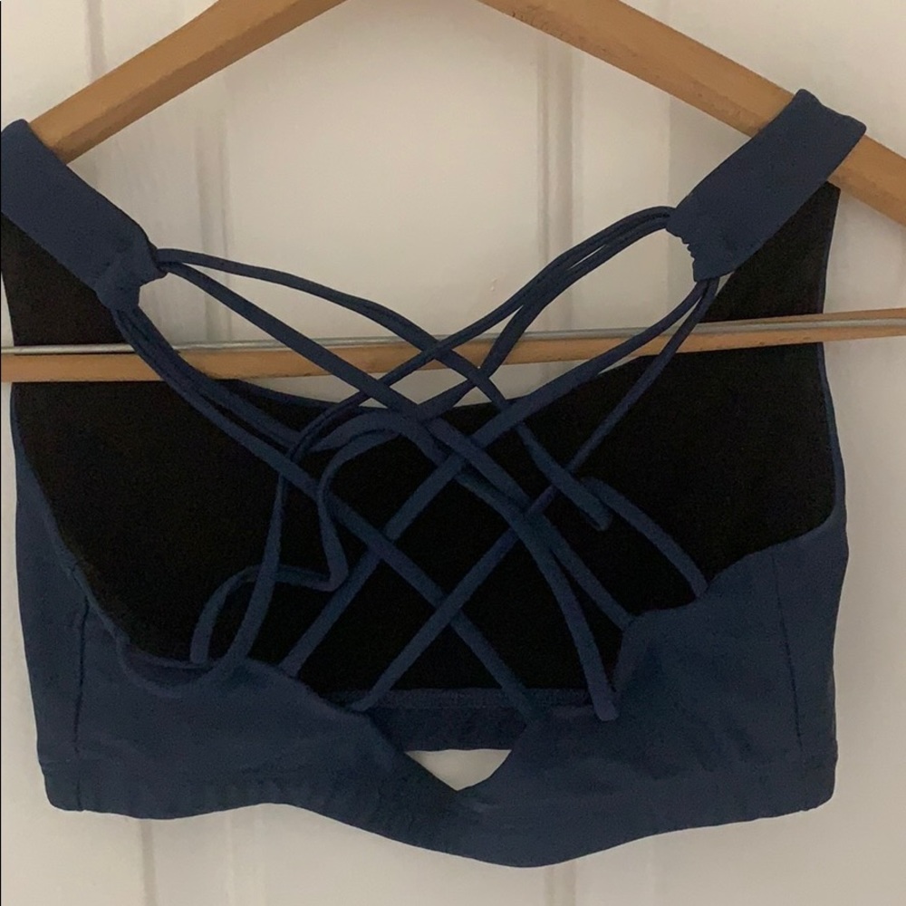 Onzie Chic Bra